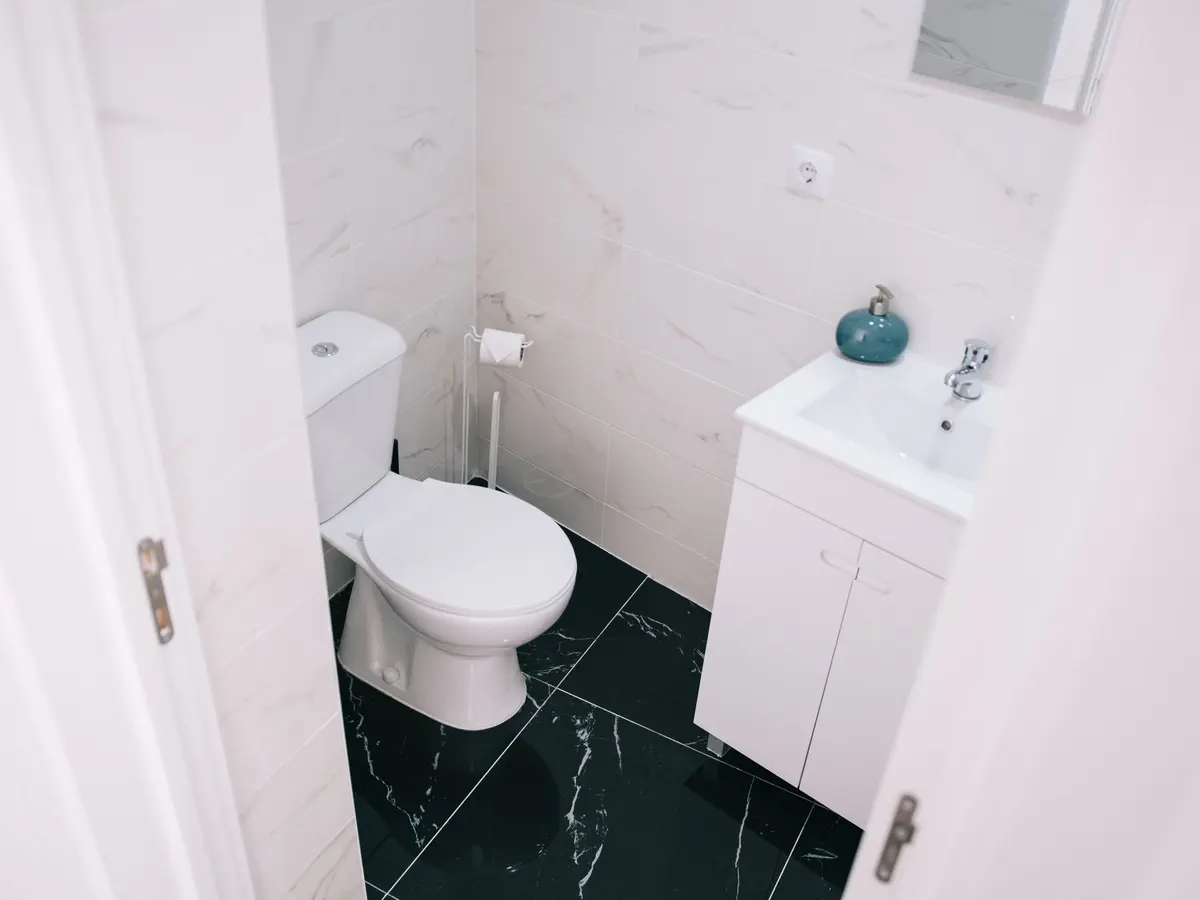 WC-remontti Akaassa